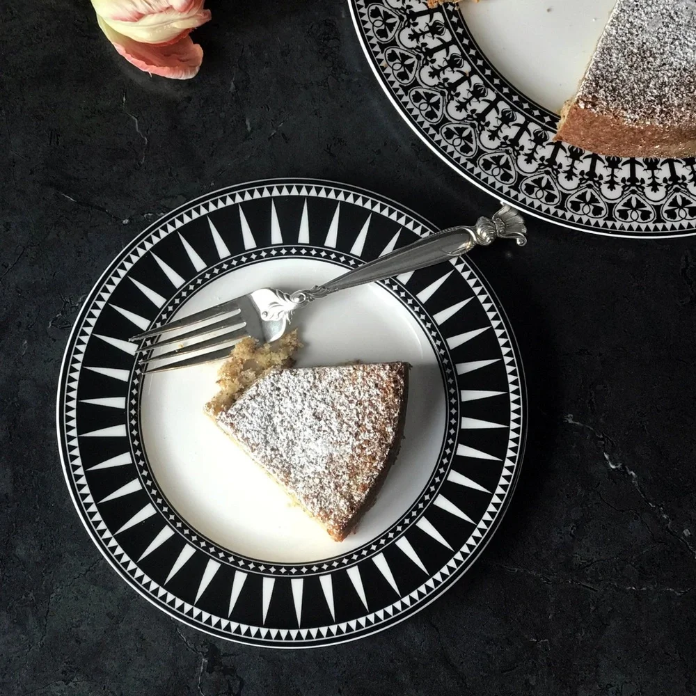 Caskata 7 Marrakech Rimmed Salad Plates. One set of 7
Reasonable offers accepted - Picture 2 of 6